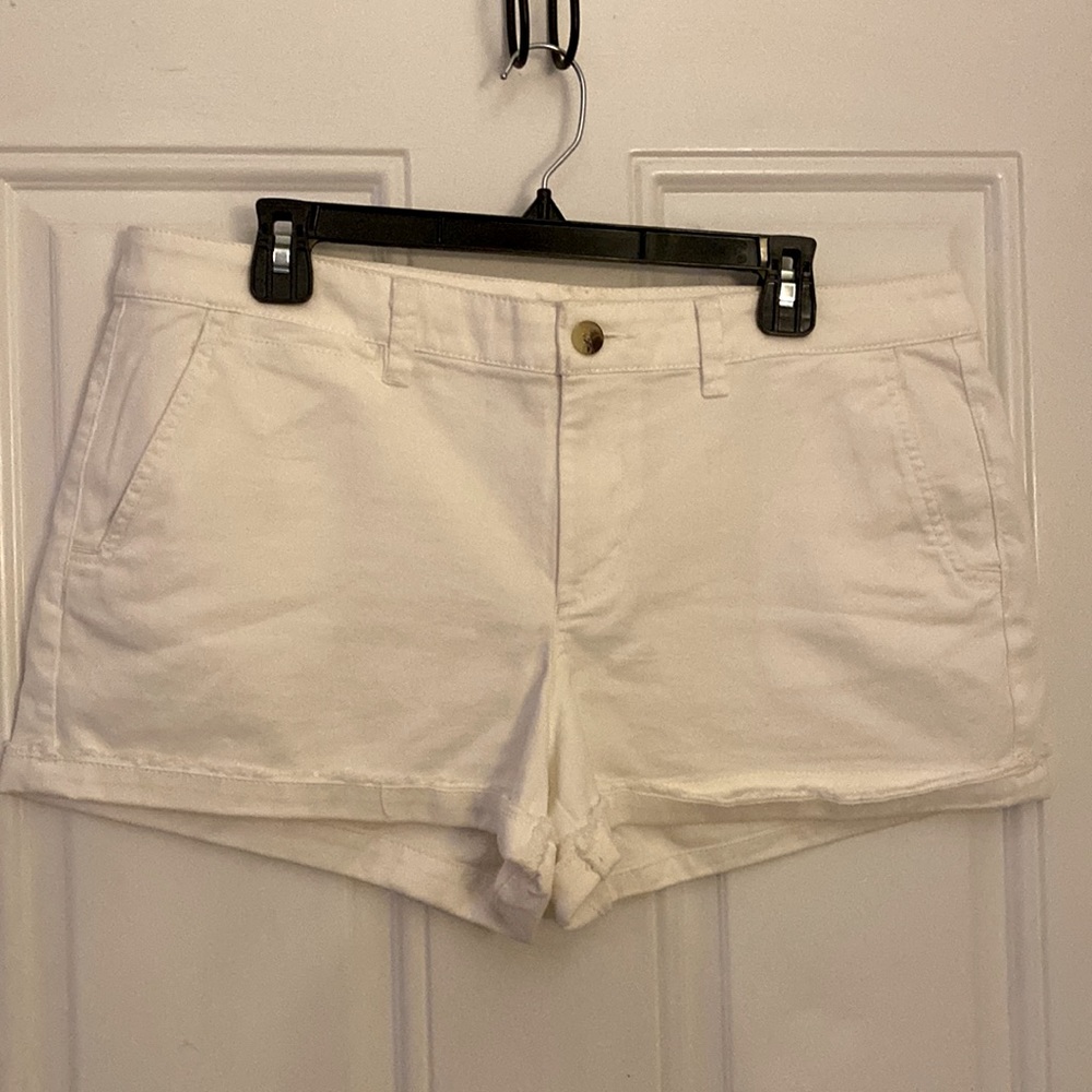 True Craft white cotton shorts